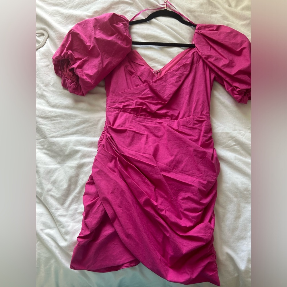 Vestique Pink Puff Sleeve Dress